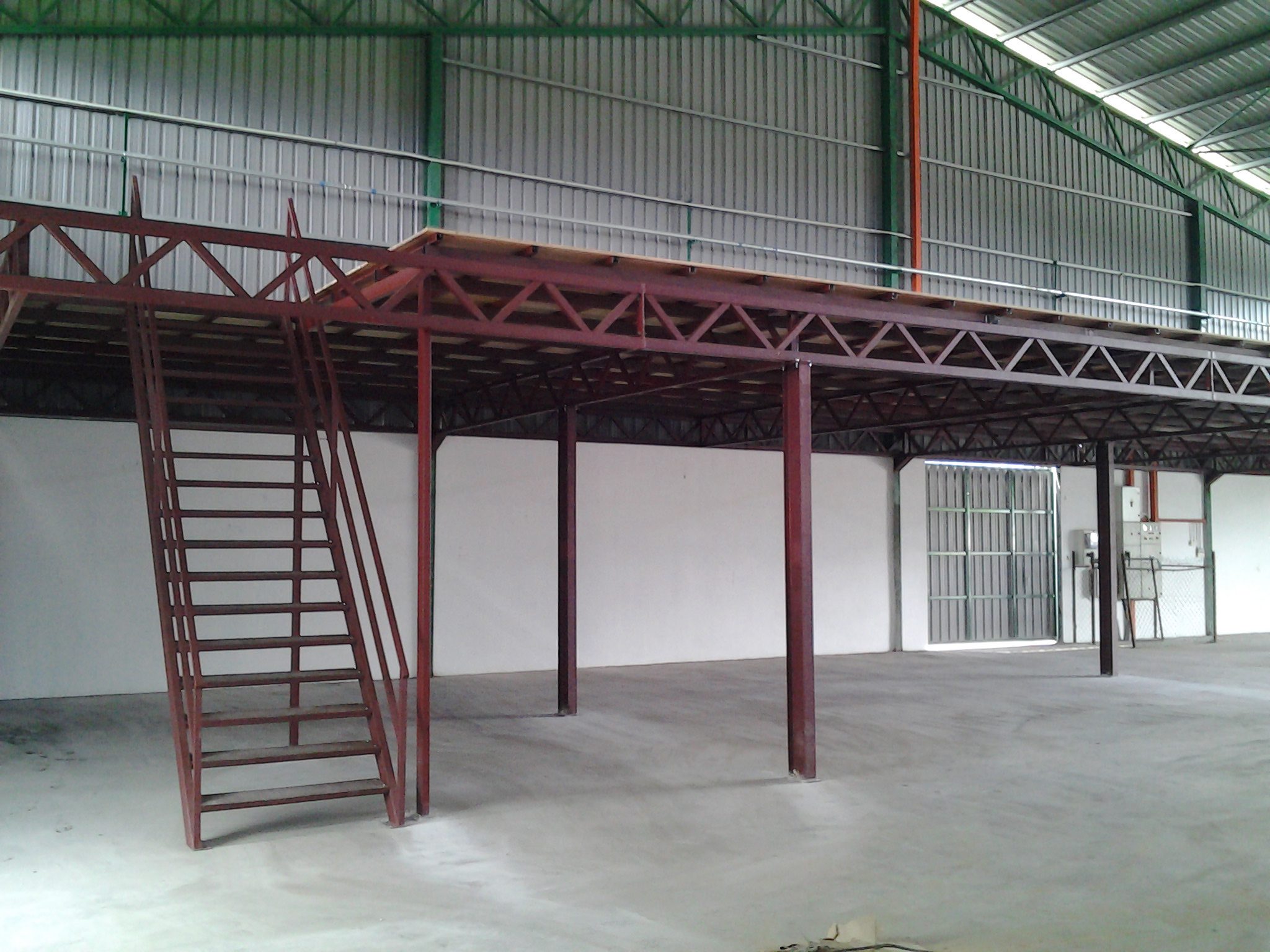 8500 Series Heavy Duty Truss System Mezzanine Platform