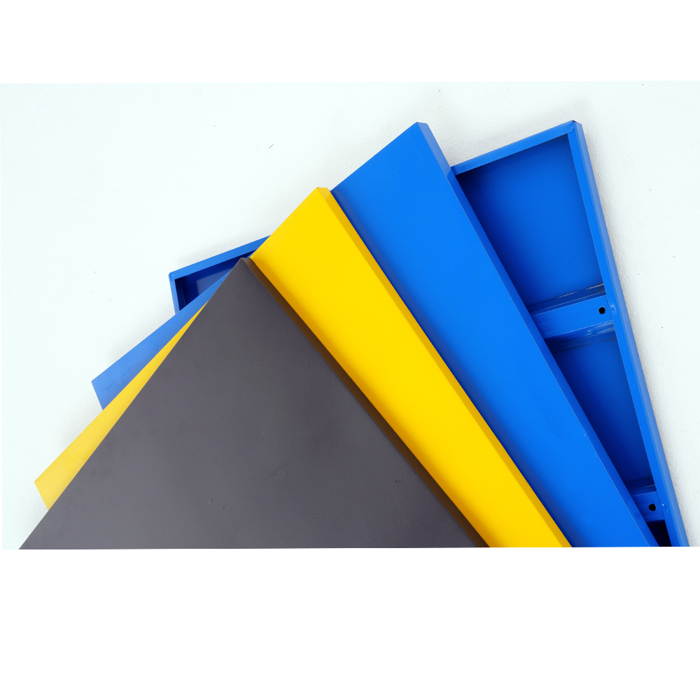 Laminate stiffeners board